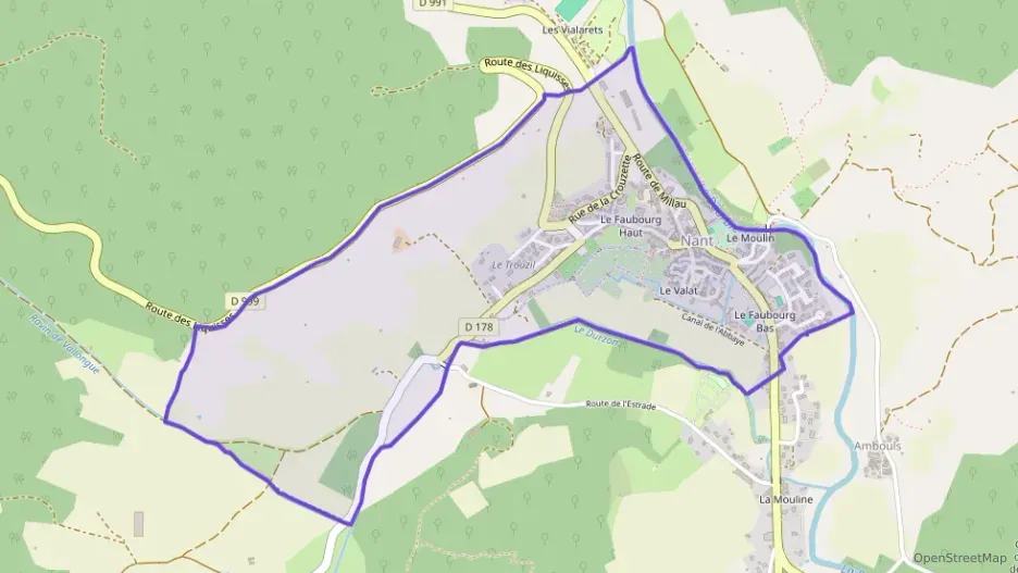 Maison 93 m² trois pièces à vendre à Nant Maison 93 m² trois pièces à vendre à Nant