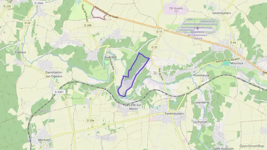 Maison 120 m² cinq pièces à vendre à La Celle-sur-Morin Maison 120 m² cinq pièces à vendre à La Celle-sur-Morin