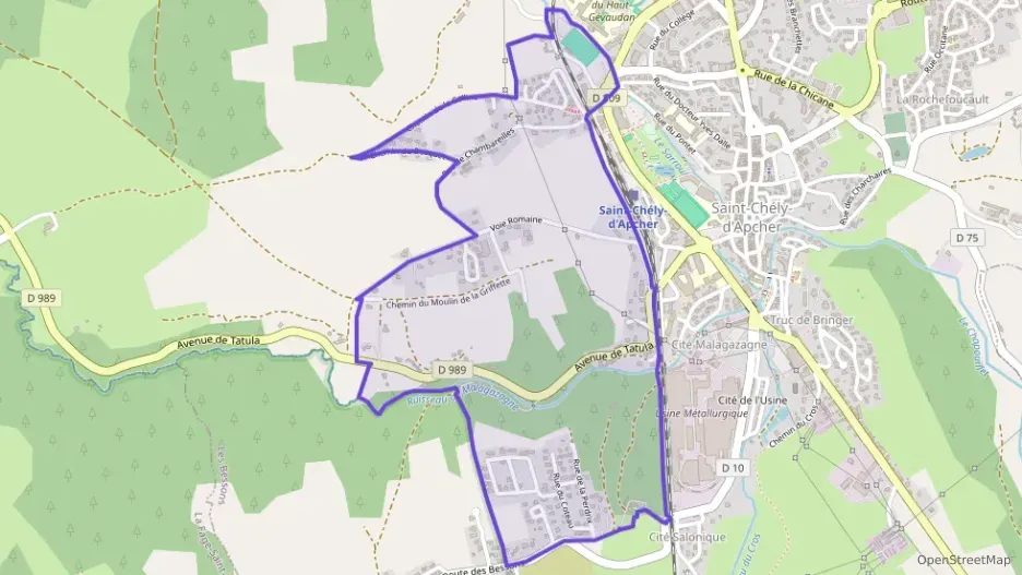 Maison 66 m² trois pièces à vendre à Saint-Chély-d`Apcher Maison 66 m² trois pièces à vendre à Saint-Chély-d`Apcher