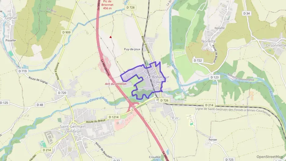 Maison 106 m² cinq pièces à vendre à Le Breuil-sur-Couze