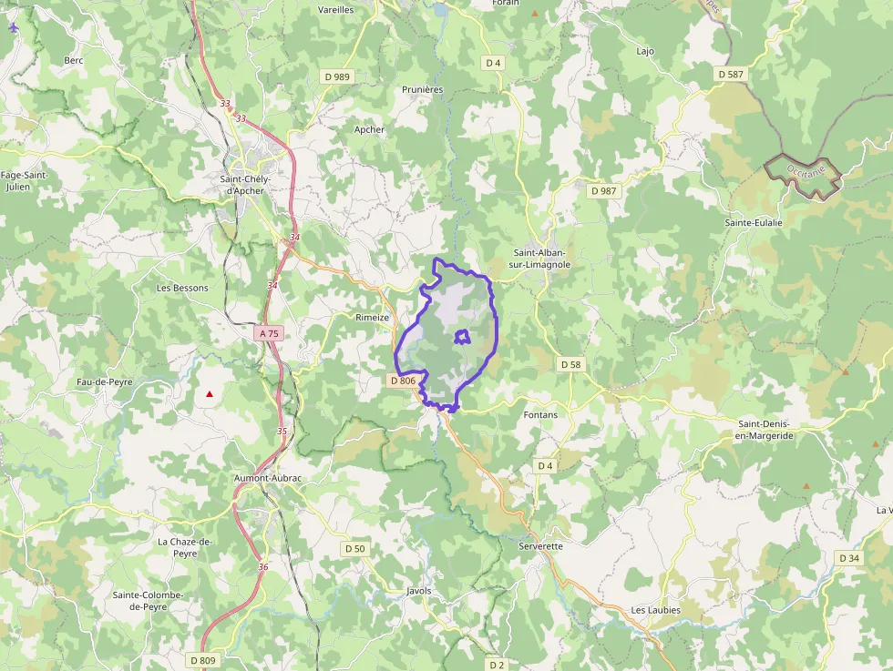 Maison 217 m² quatre pièces à vendre à Fontans