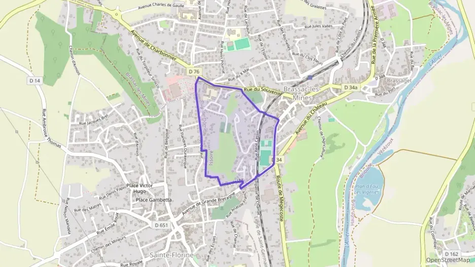 Maison 74 m² cinq pièces à vendre à Brassac-les-Mines Maison 74 m² cinq pièces à vendre à Brassac-les-Mines