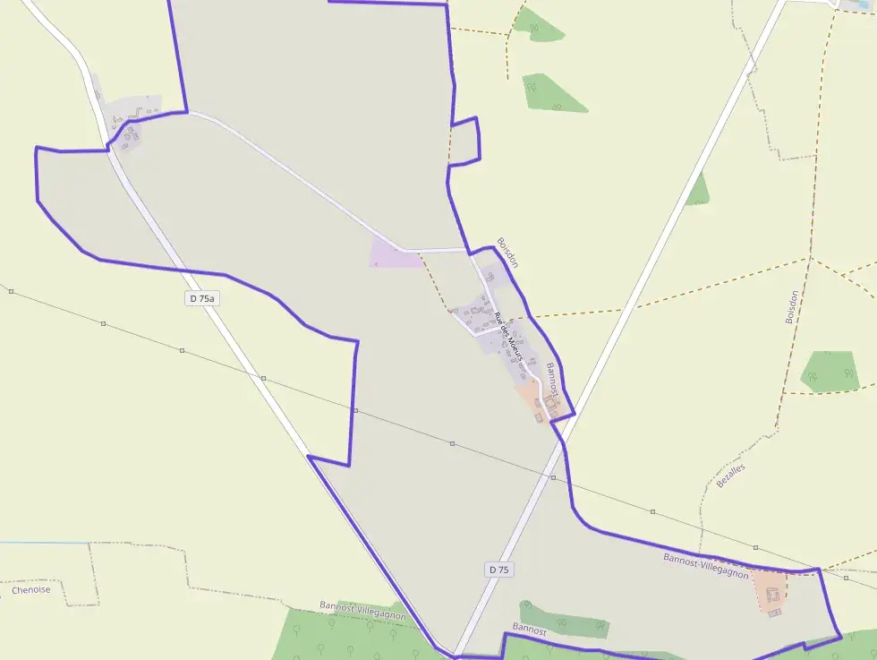 Maison 200 m² quatre pièces à vendre à Bannost-Villegagnon