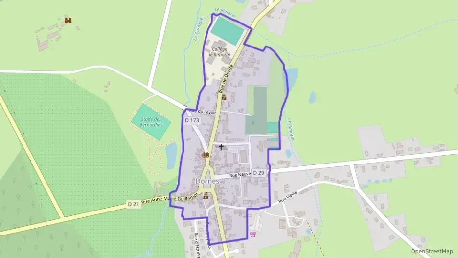 Maison 100 m² quatre pièces à vendre à Dornes