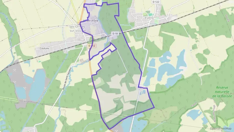 Maison 50 m² quatre pièces à vendre à Les Ormes-sur-Voulzie Maison 50 m² quatre pièces à vendre à Les Ormes-sur-Voulzie