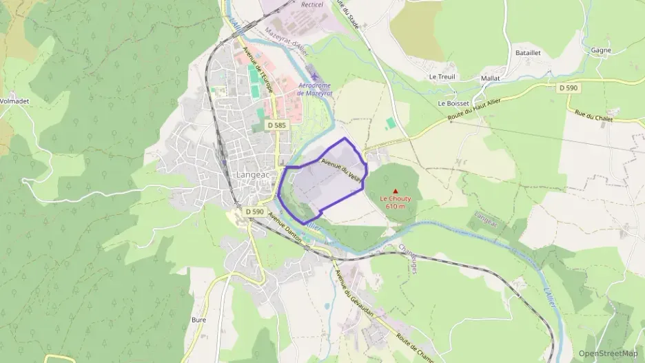 Maison 80 m² quatre pièces à vendre à Langeac Maison 80 m² quatre pièces à vendre à Langeac