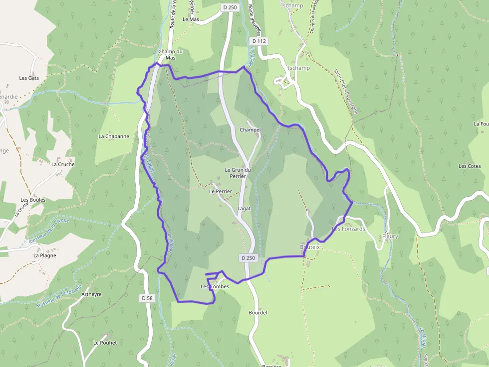 Maison 120 m² quatre pièces à vendre à Brousse