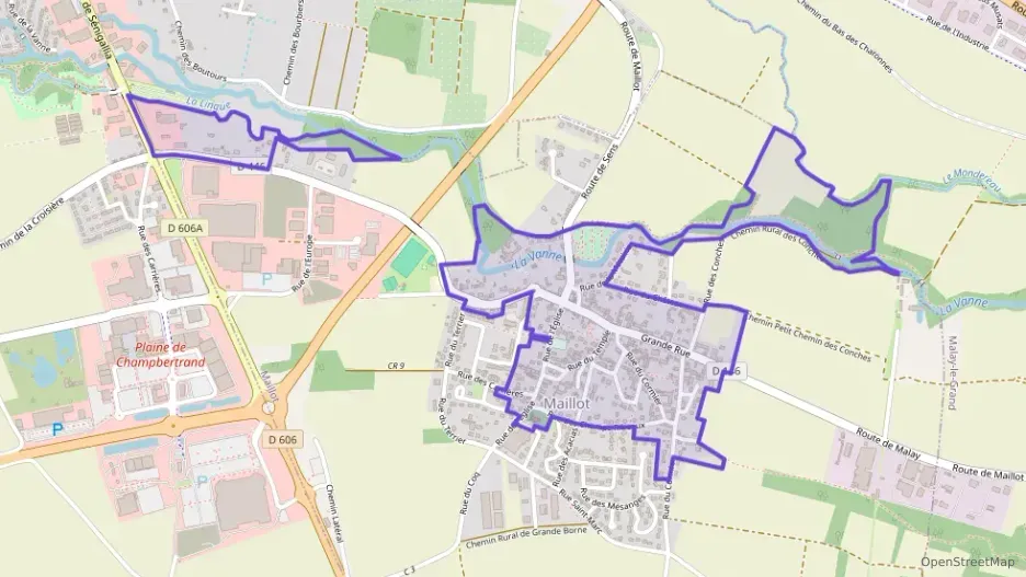 Maison 87 m² quatre pièces à vendre à Maillot