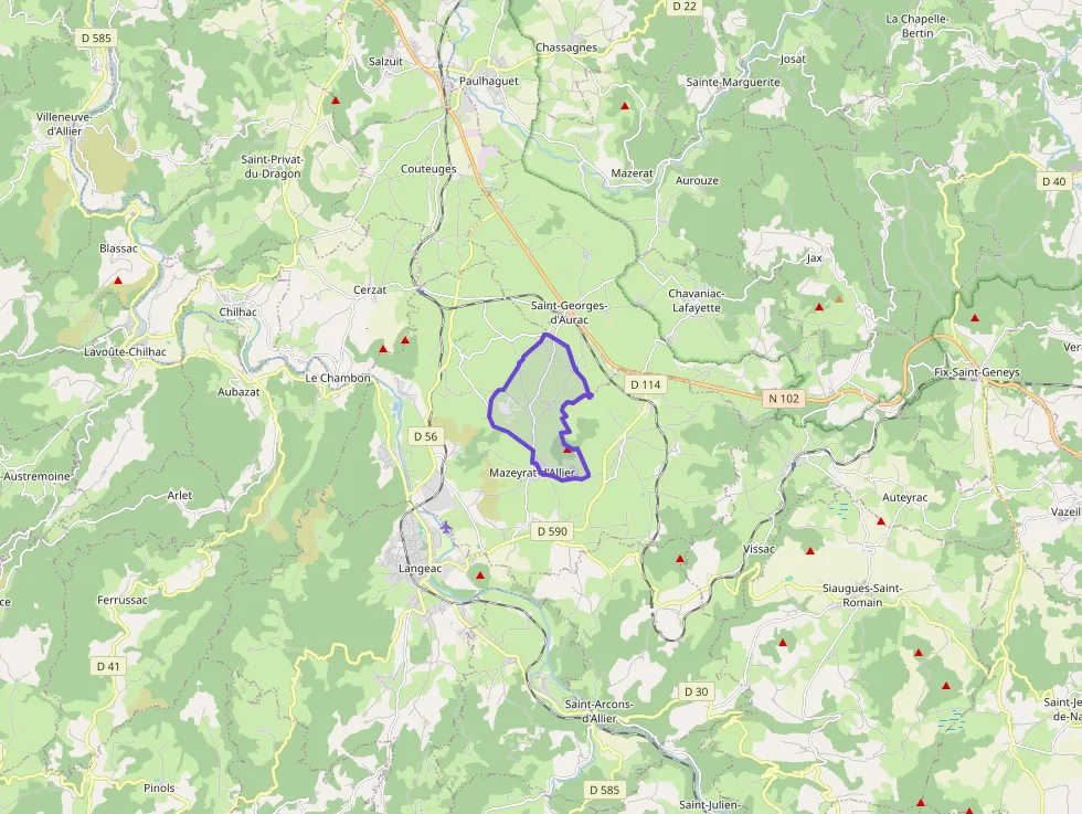 Maison 61 m² trois pièces à vendre à Mazeyrat-d`Allier