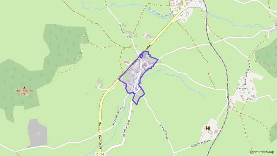 Maison 96 m² cinq pièces à vendre à Mazeyrat-d`Allier