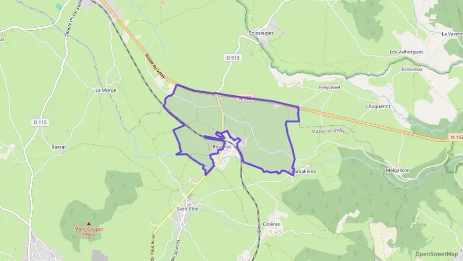 Maison 90 m² quatre pièces à vendre à Mazeyrat-d`Allier