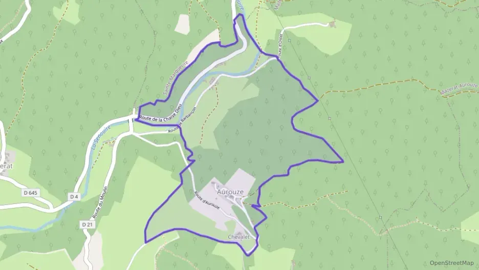 Maison 120 m² quatre pièces à vendre à Mazerat-Aurouze Maison 120 m² quatre pièces à vendre à Mazerat-Aurouze