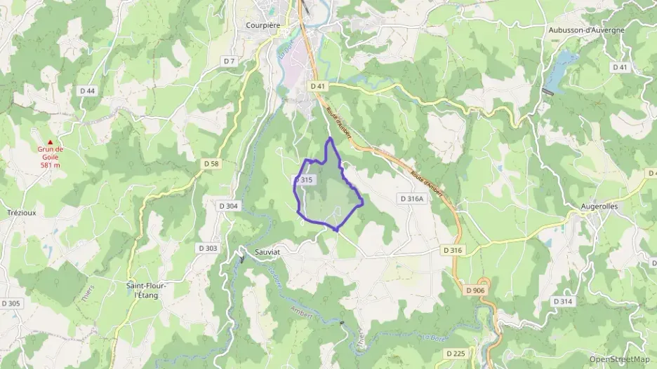 Maison 96 m² quatre pièces à vendre à Sauviat Maison 96 m² quatre pièces à vendre à Sauviat