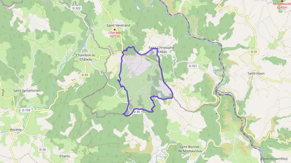 Maison 118 m² cinq pièces à vendre à Saint-Christophe-d`Allier Maison 118 m² cinq pièces à vendre à Saint-Christophe-d`Allier