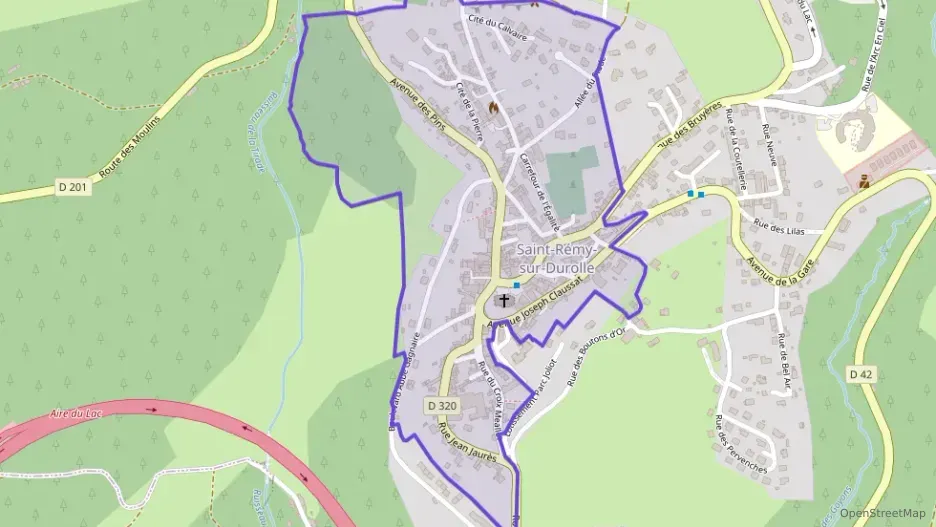 Maison 100 m² six pièces à vendre à Saint-Rémy-sur-Durolle