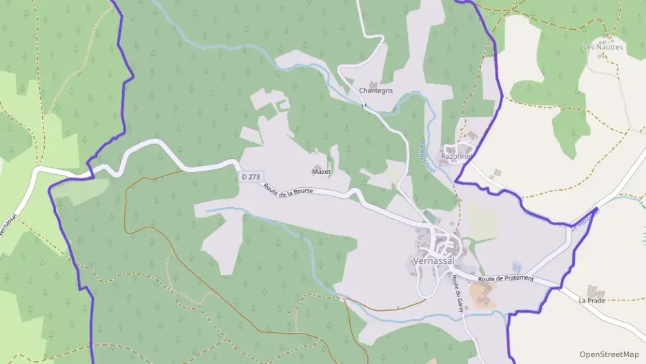 Maison 60 m² quatre pièces à vendre à Vernassal Maison 60 m² quatre pièces à vendre à Vernassal