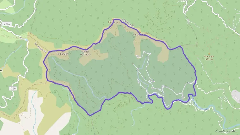 Maison 85 m² trois pièces à vendre à Soudorgues Maison 85 m² trois pièces à vendre à Soudorgues