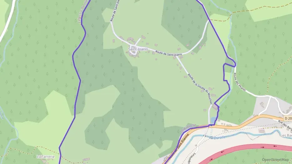 Maison 100 m² quatre pièces à vendre à Chabreloche Maison 100 m² quatre pièces à vendre à Chabreloche