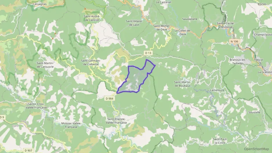 Maison 87 m² trois pièces à vendre à Saint-Étienne-Vallée-Française Maison 87 m² trois pièces à vendre à Saint-Étienne-Vallée-Française
