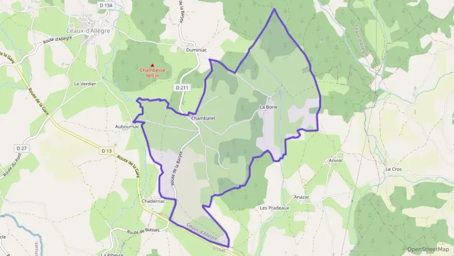 Maison 120 m² quatre pièces à vendre à Céaux-d`Allègre Maison 120 m² quatre pièces à vendre à Céaux-d`Allègre