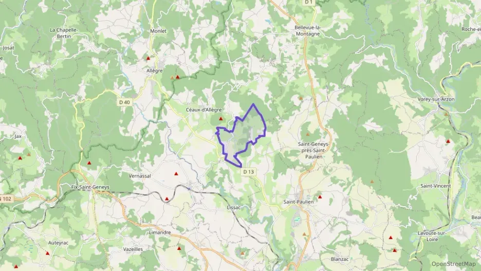 Maison 120 m² quatre pièces à vendre à Céaux-d`Allègre Maison 120 m² quatre pièces à vendre à Céaux-d`Allègre