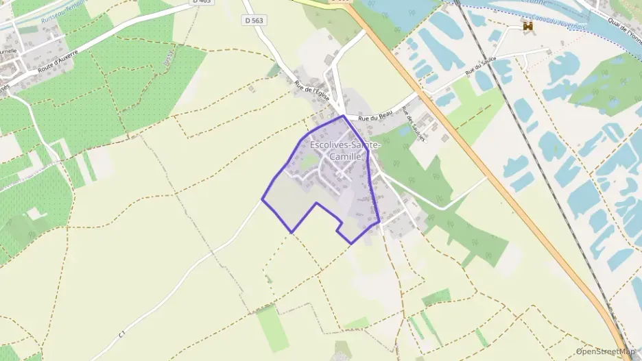 Maison 90 m² quatre pièces à vendre à Escolives-Sainte-Camille