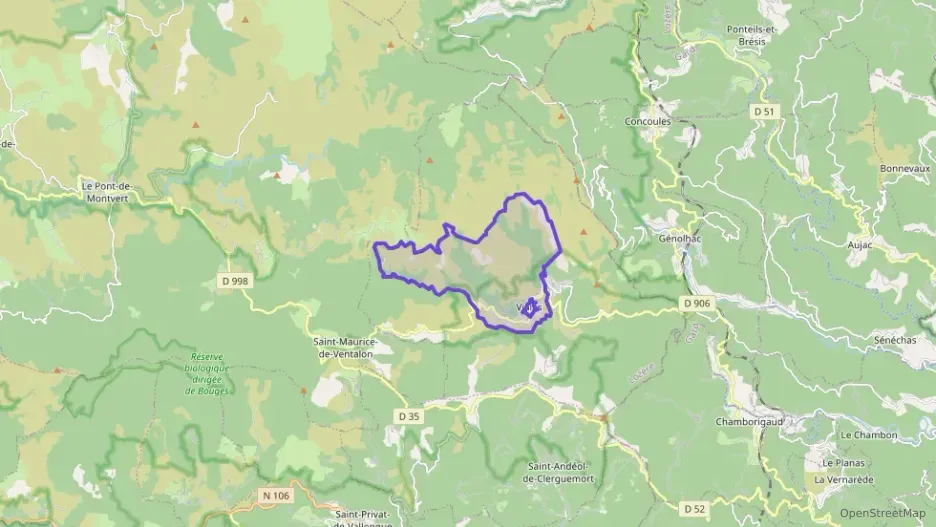 Maison 42 m² trois pièces à vendre à Vialas Maison 42 m² trois pièces à vendre à Vialas