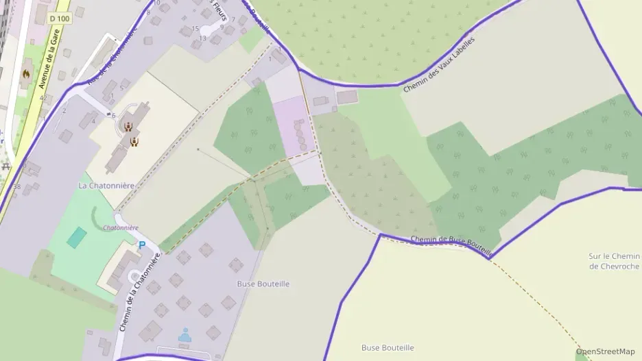 Maison 85 m² trois pièces à vendre à Châtel-Censoir Maison 85 m² trois pièces à vendre à Châtel-Censoir