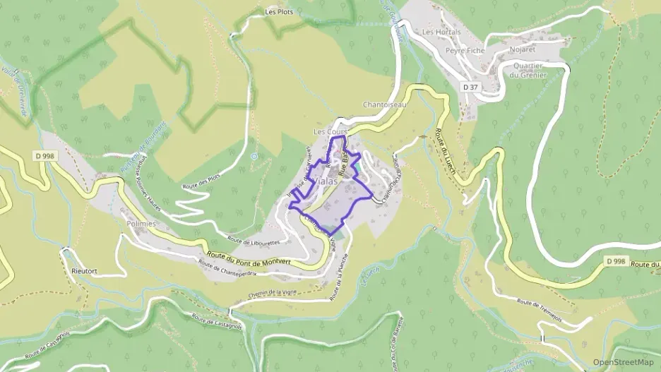 Maison 63 m² trois pièces à vendre à Vialas Maison 63 m² trois pièces à vendre à Vialas