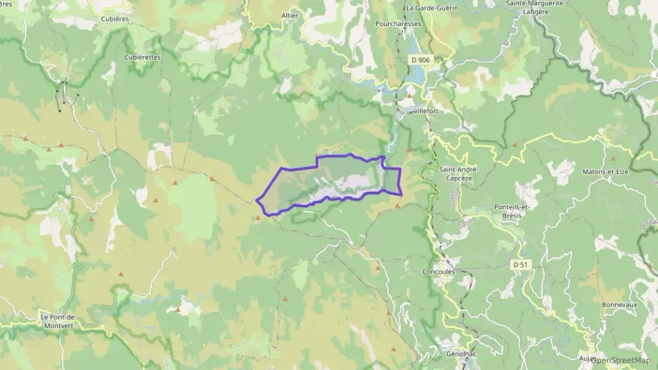 Maison 81 m² quatre pièces à vendre à Pourcharesses Maison 81 m² quatre pièces à vendre à Pourcharesses