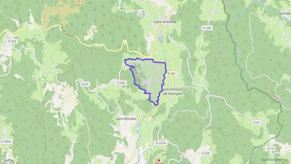 Maison 90 m² cinq pièces à vendre à Saint-Clément-de-Valorgue