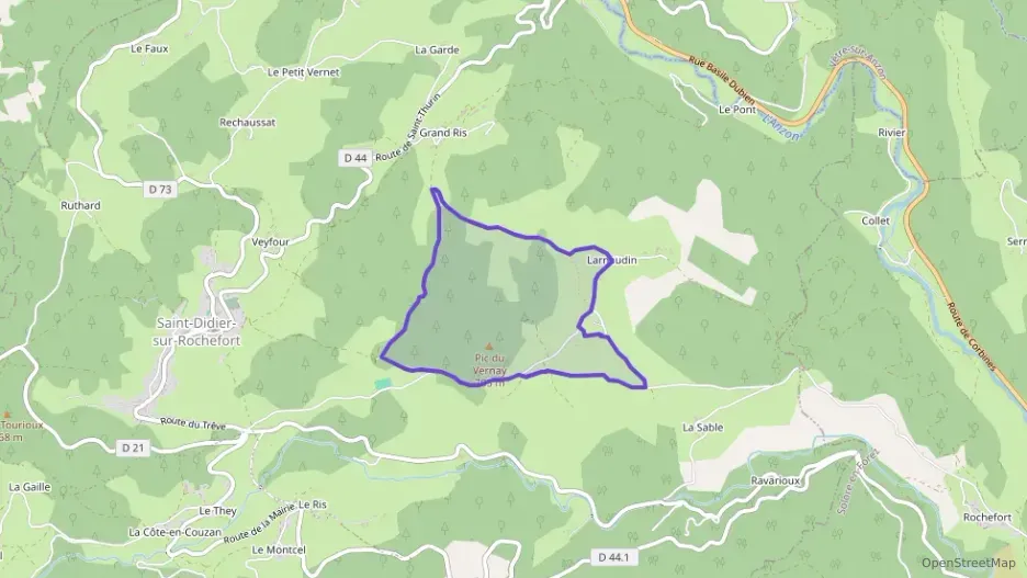 Maison 92 m² deux pieces à vendre à Saint-Didier-sur-Rochefort Maison 92 m² deux pieces à vendre à Saint-Didier-sur-Rochefort