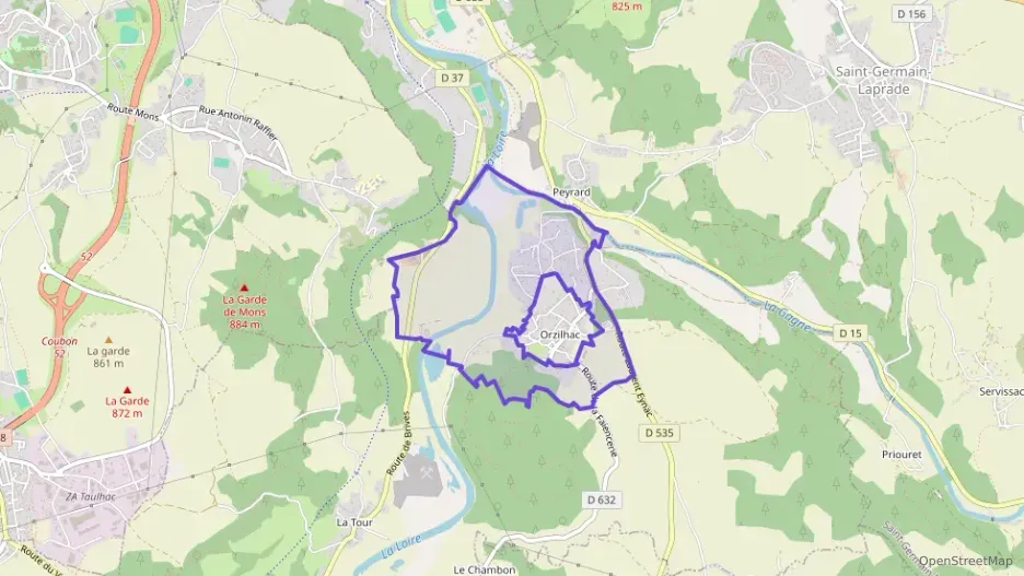 Maison 92 m² quatre pièces à vendre à Coubon Maison 92 m² quatre pièces à vendre à Coubon