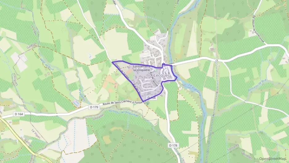 Maison 145 m² quatre pièces à vendre à Lecques Maison 145 m² quatre pièces à vendre à Lecques