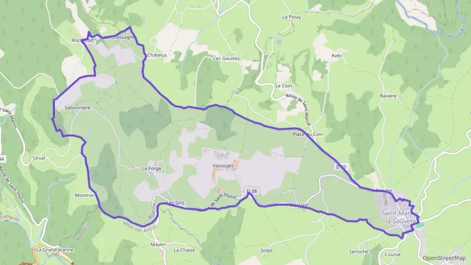 Maison 79 m² trois pièces à vendre à Saint-Martin-la-Sauveté Maison 79 m² trois pièces à vendre à Saint-Martin-la-Sauveté