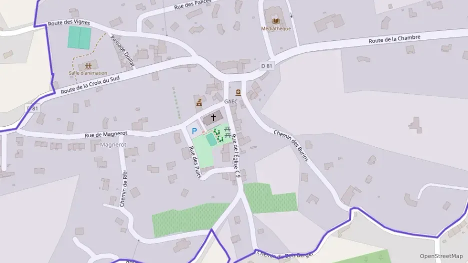 Maison 90 m² quatre pièces à vendre à Saint-Haon-le-Vieux