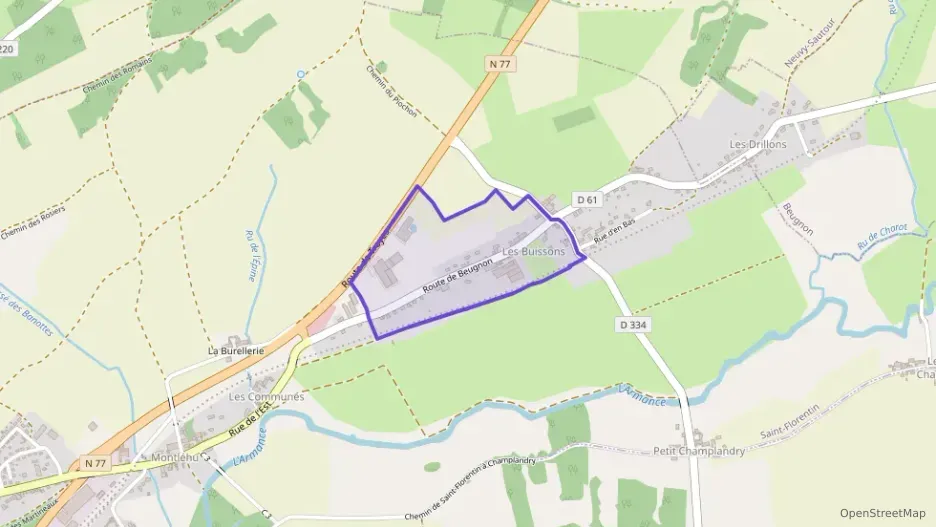 Maison 93 m² quatre pièces à vendre à Saint-Florentin Maison 93 m² quatre pièces à vendre à Saint-Florentin