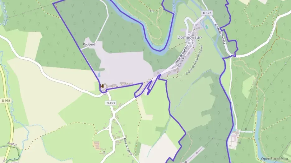 Maison 95 m² quatre pièces à vendre à Domecy-sur-Cure Maison 95 m² quatre pièces à vendre à Domecy-sur-Cure