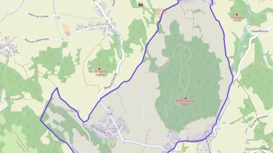 Maison 134 m² sept pièces à vendre à Saint-Étienne-Lardeyrol