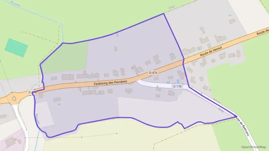 Maison 105 m² quatre pièces à vendre à Gray Maison 105 m² quatre pièces à vendre à Gray