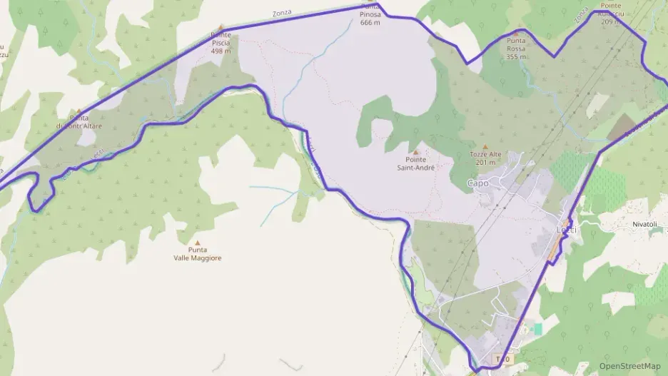 Maison 104 m² cinq pièces à vendre à Lecci Maison 104 m² cinq pièces à vendre à Lecci