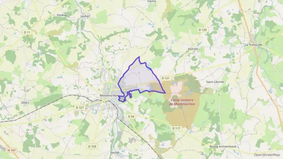 Maison 90 m² trois pièces à vendre à Montmorillon Maison 90 m² trois pièces à vendre à Montmorillon