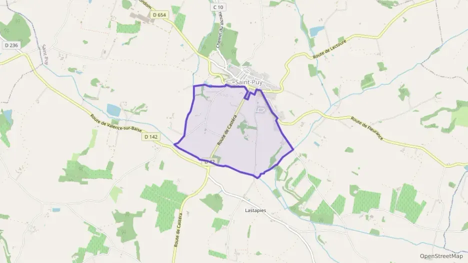 Maison 85 m² quatre pièces à vendre à Saint-Puy Maison 85 m² quatre pièces à vendre à Saint-Puy