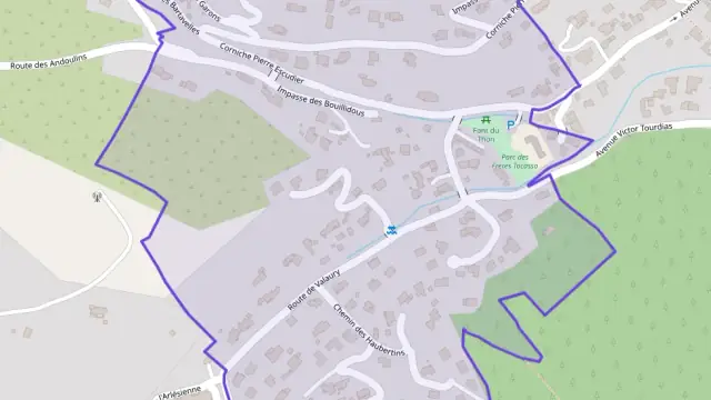 Maison 90 m² quatre pièces à vendre à Solliès-Toucas