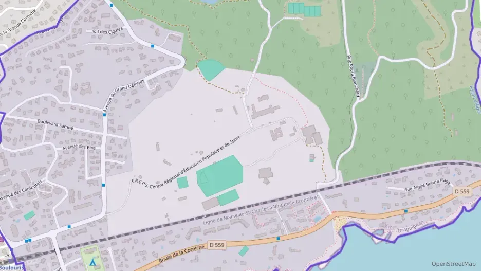 Maison 118 m² quatre pièces à vendre à Saint-Raphaël Maison 118 m² quatre pièces à vendre à Saint-Raphaël