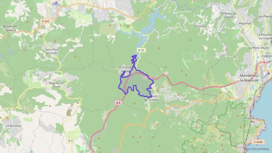 Maison 84 m² trois pièces à vendre à Les Adrets-de-l`Estérel