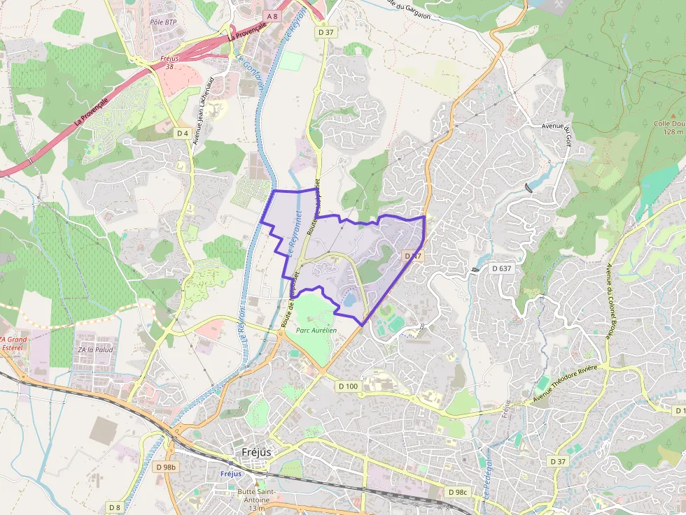 Maison 74 m² quatre pièces à vendre à Fréjus