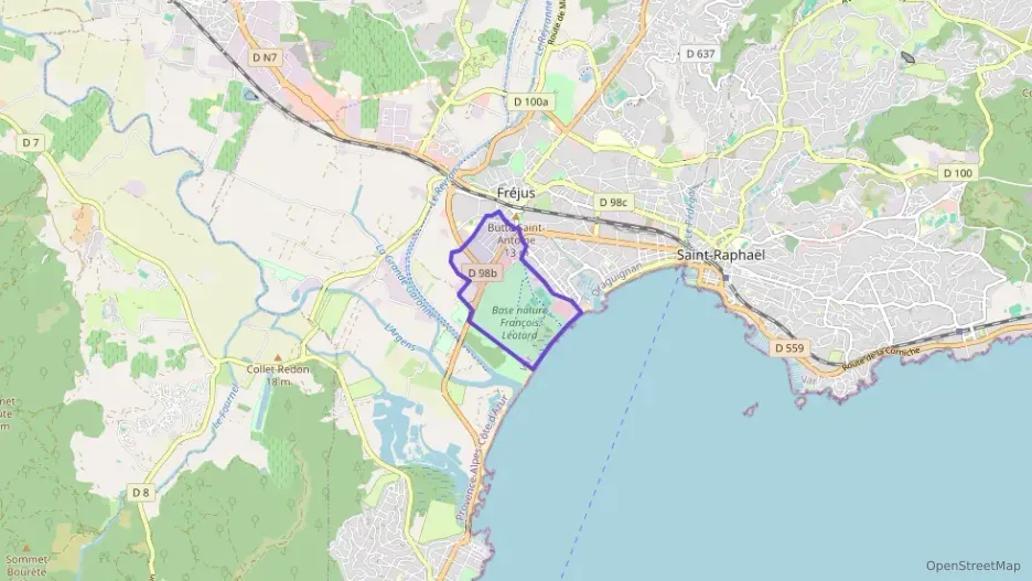 Maison 120 m² quatre pièces à vendre à Fréjus