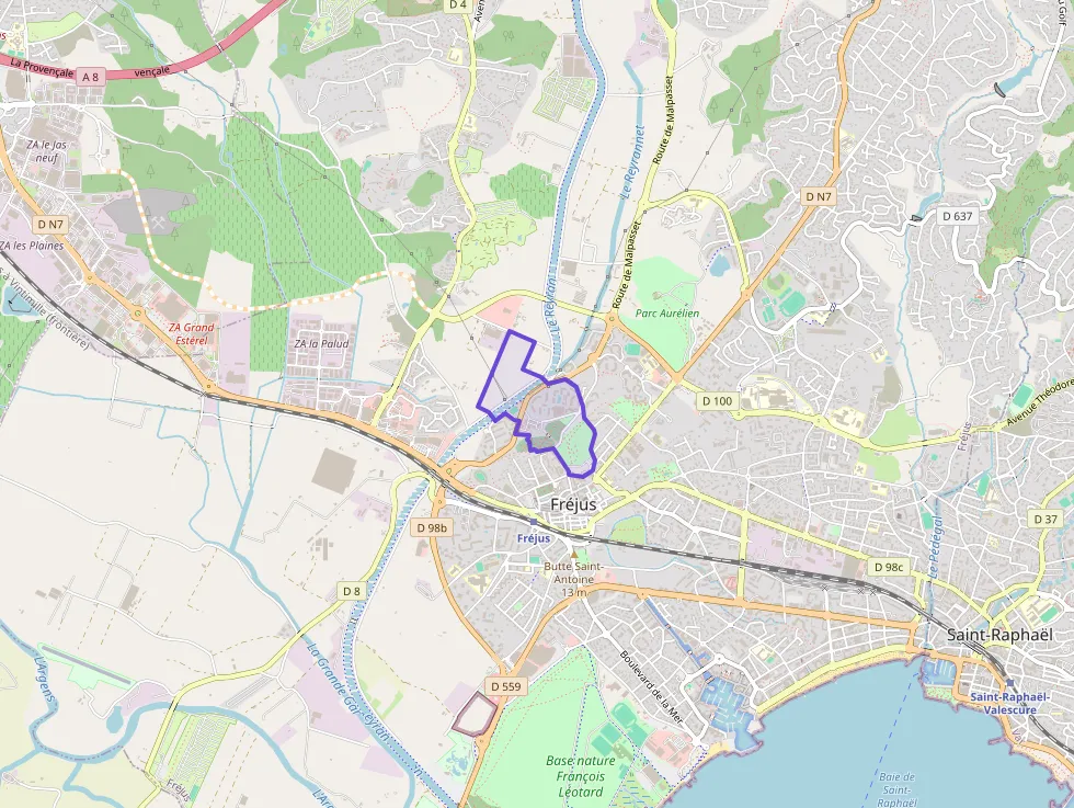 Maison 93 m² quatre pièces à vendre à Fréjus