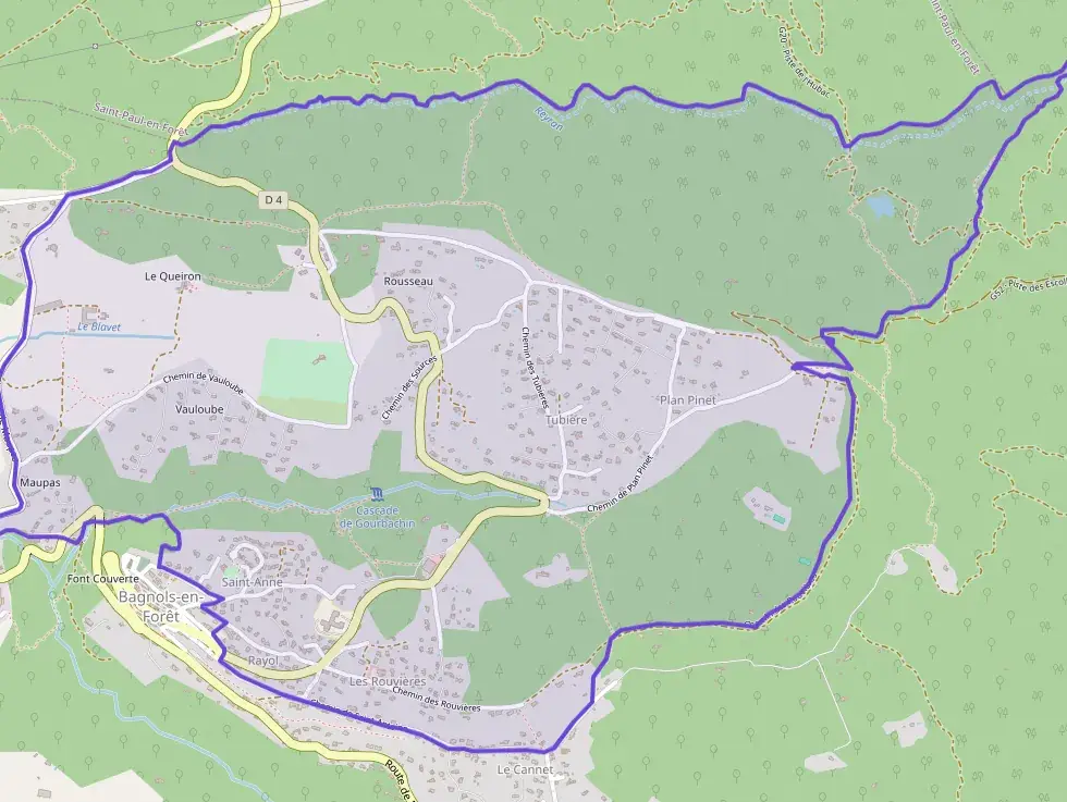 Maison 101 m² quatre pièces à vendre à Bagnols-en-Forêt